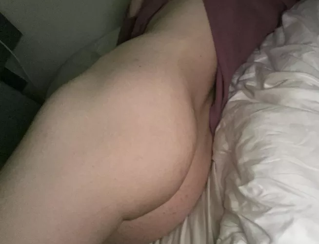 (18) what do you think 😳 by fembo_