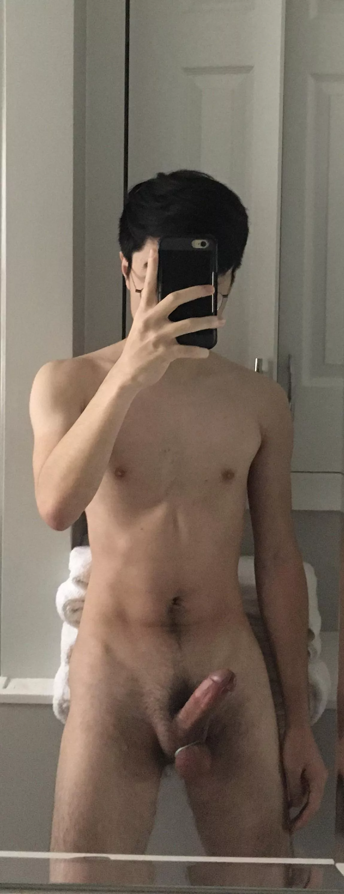 18 yo twink here. Rail me sometime? posted by Momongaaa