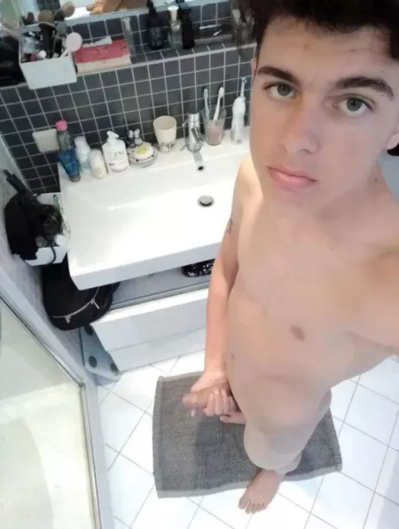 18m. Hey:) by Avocadadddy