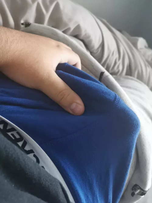 18m home alone, anyone up for a ps party? by Beasty_boyy