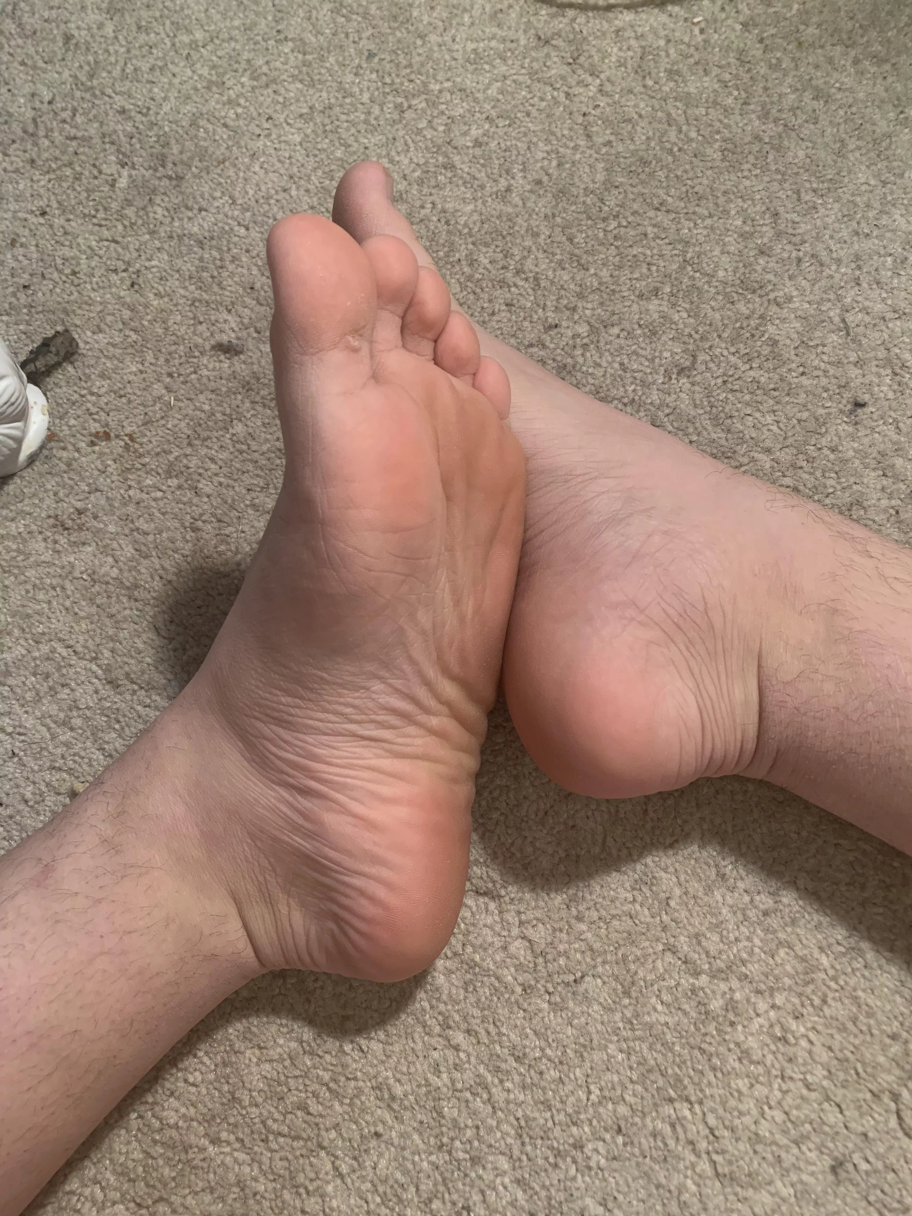 18m. You can suck on my toes but I’d rather worship yours 😈 posted by Jirachi_Wisher