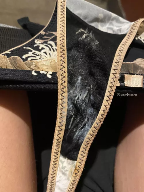 18yearoldsecret boobs by 18yearoldsecret