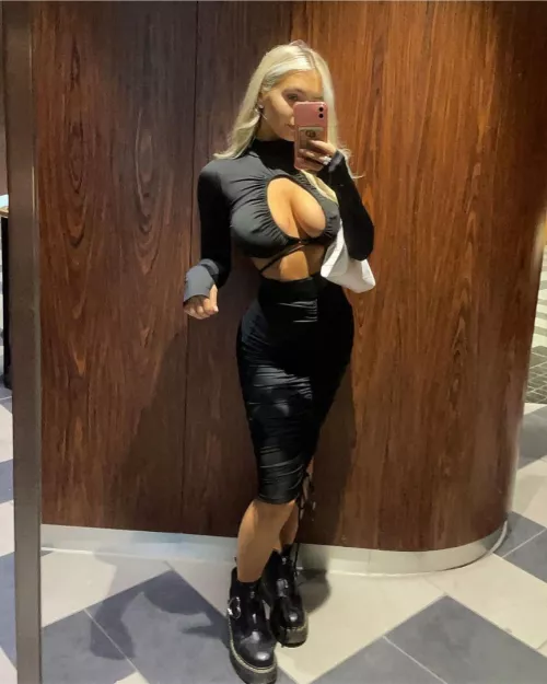 18yo chav! 🔥 by Calm_Oil9530