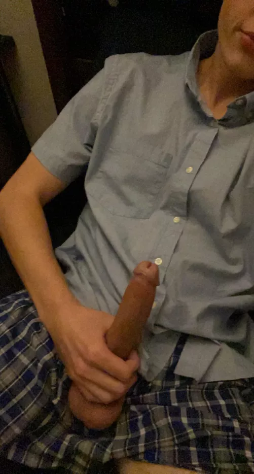 18yo horny after thanksgiving dinner!!! by BoredCollegekid18
