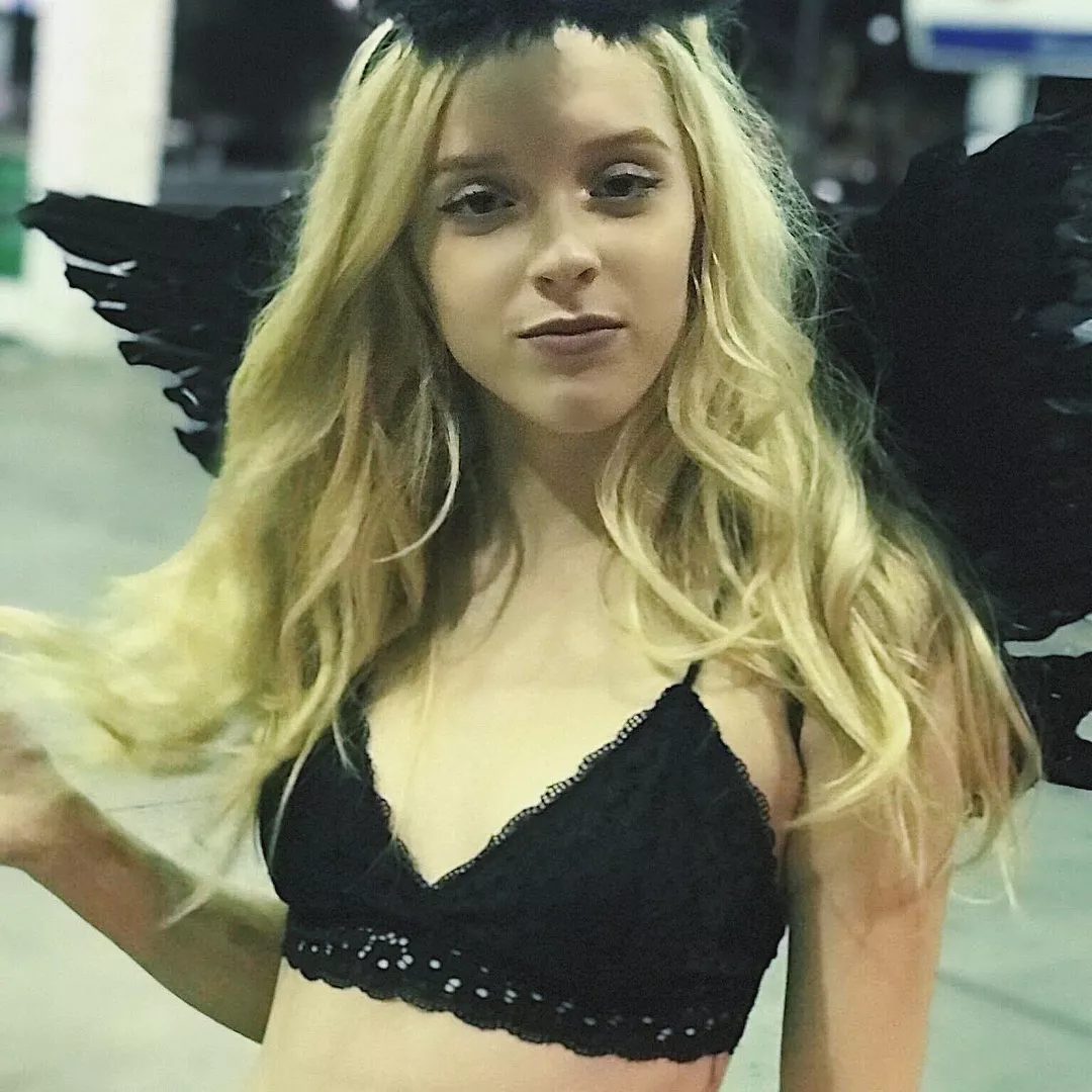 19 posted by AlyssaWamsley