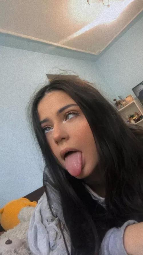 19 and very breedable! by anais_loveee