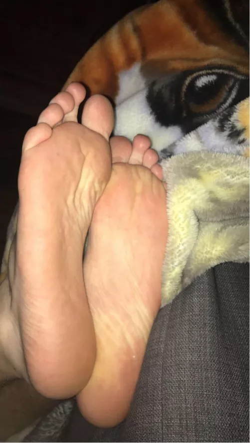 19 blonde athletic hmuu by ryancallaban