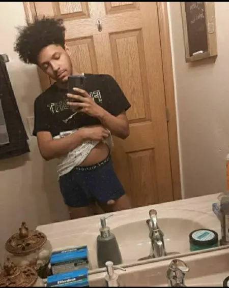 19 Hey dude was just coming over to hang ou-... why are you staring at me like that? by Melaquias