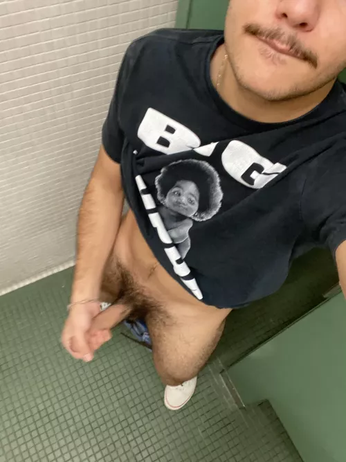 19 i hope an athlete catches me by Suitable_Phase3515