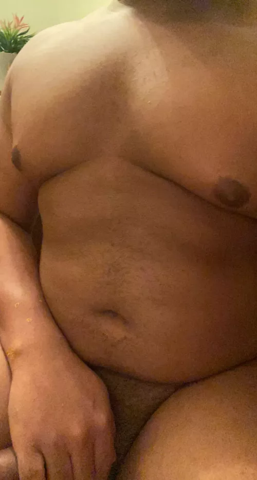19 M horny chub looking for other chubs and super chubs to jerk off live with on snap so if you’re a horny chub or super chub add my snap : yhungmacc01 by Fine_Pool_5356