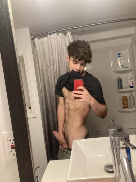 19 male from wentzville any milfs around?😈 by Striking_History_223