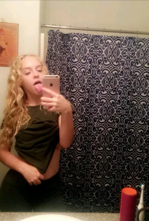 19 n short aff by AlyssaWamsley