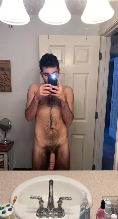 19 usa hairy horny… help me out lol by AdStunning1001