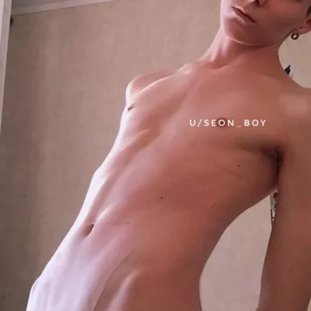 19 y.o. all yours 😉 by seon_boy