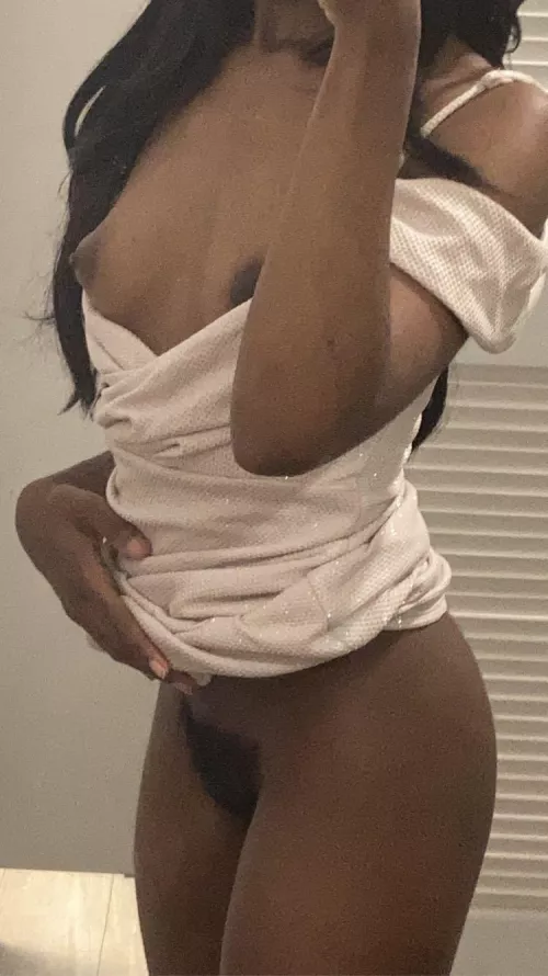 (19F) I really love this dress! It really flatters my figure :3 by RealP3t1te