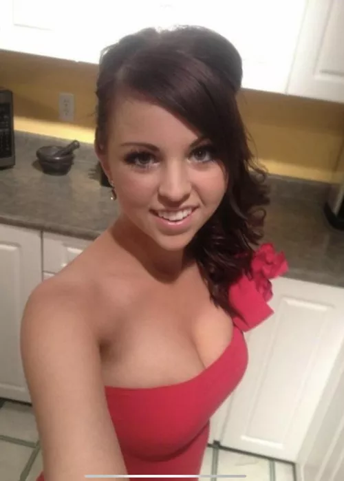 19F, in heat by Megan_babee