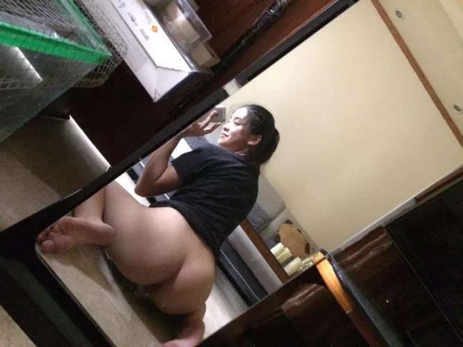 19[selling] live pics and vids can do vrrifie and costum,not your ordinary petite Asian chick kik me @ clengwinford,upvotes for suprise 😘😘😘 by clengwinford