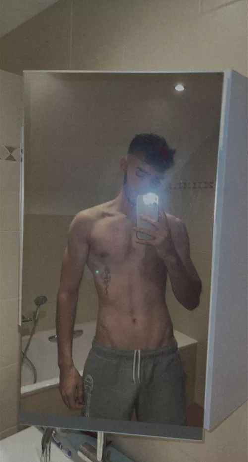 19yo add me on snapchat: marcusmls by fuuuuuuuuucklsv