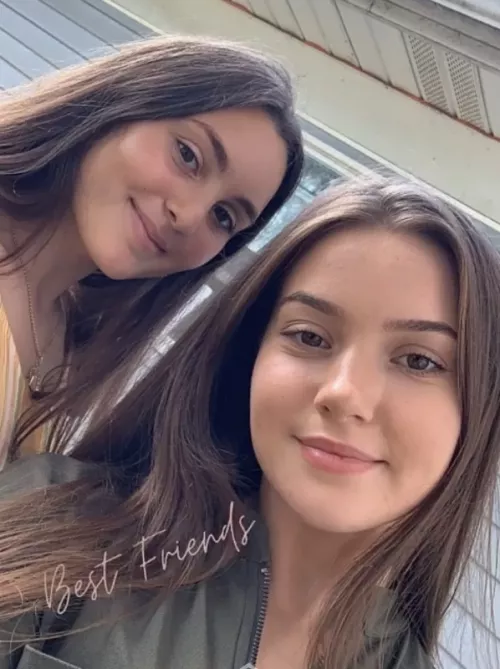 [2] Best Friends by laslokovacss