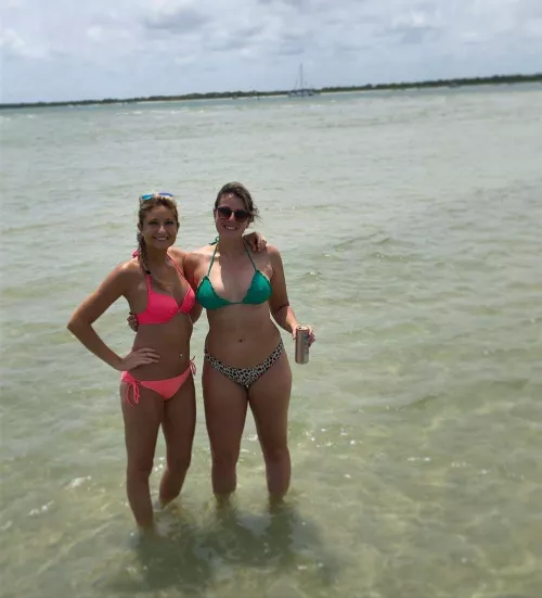 2 hotties by Chumwithrum78