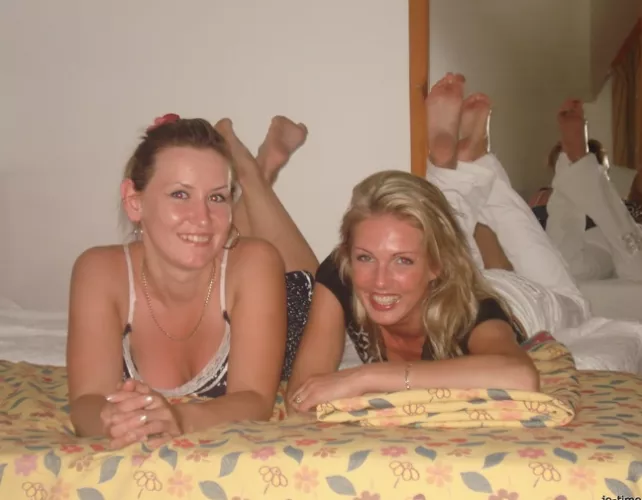 2 on a bed by Chaturbater1