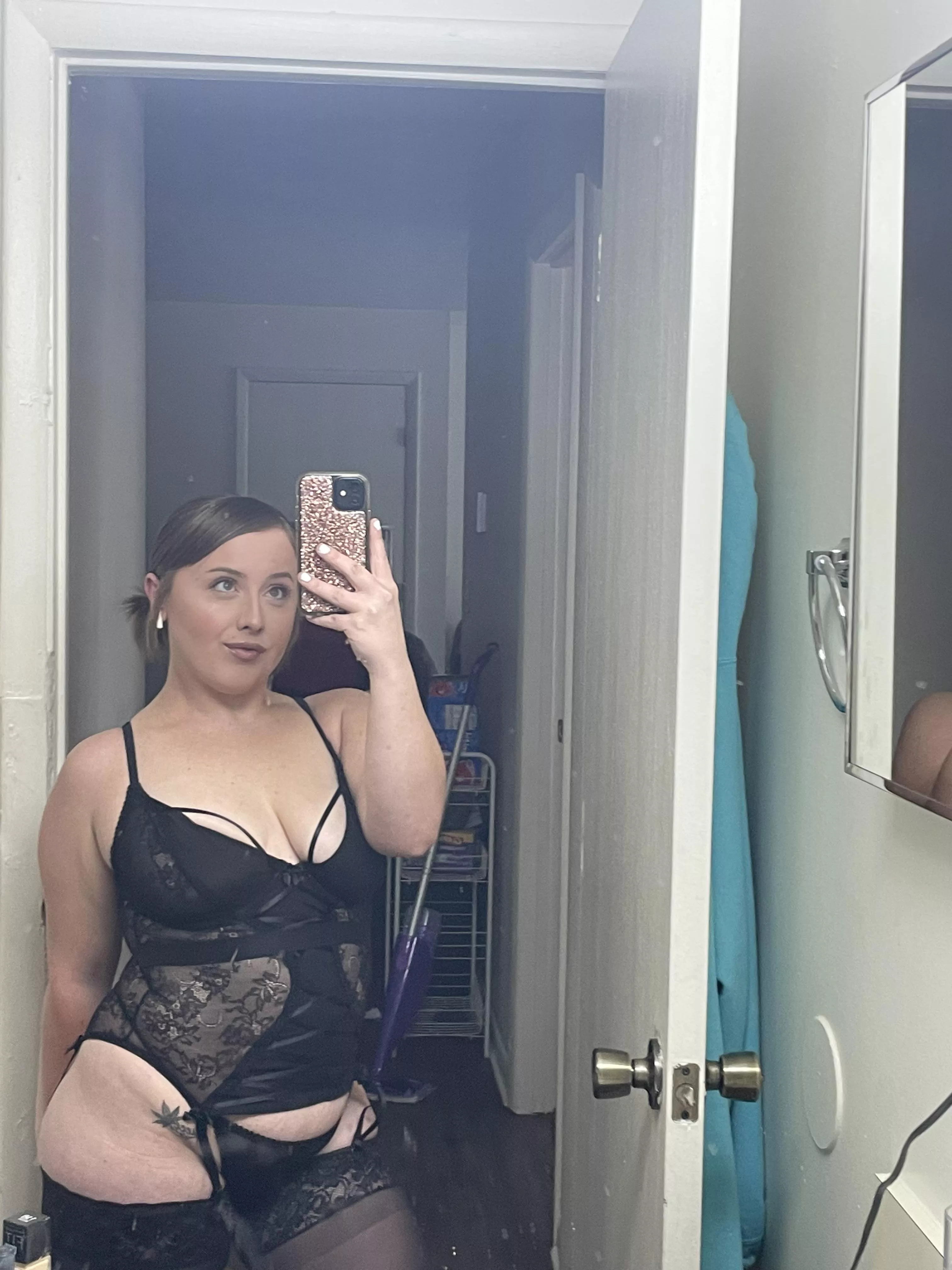 2 rounds of covid, strep, & mono have had me down bad, so here’s a cute favorite of mine just for fun 🖤 posted by sweetttgirlll