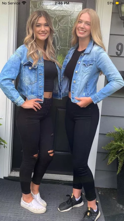 [2] Which girl do you choose? by bruhcity_