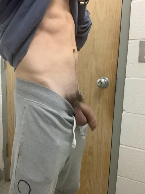 [20] First to guess how big it gets without cheating wins! by TheAmericanSpaniard