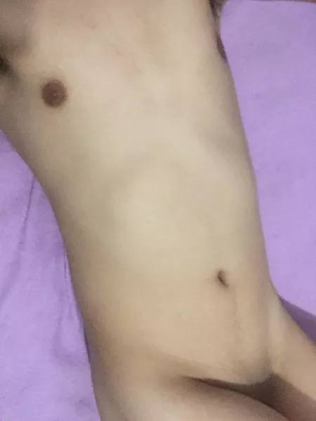 20 m asian bottom twink. 😜 who wants some? by asiantwinky04