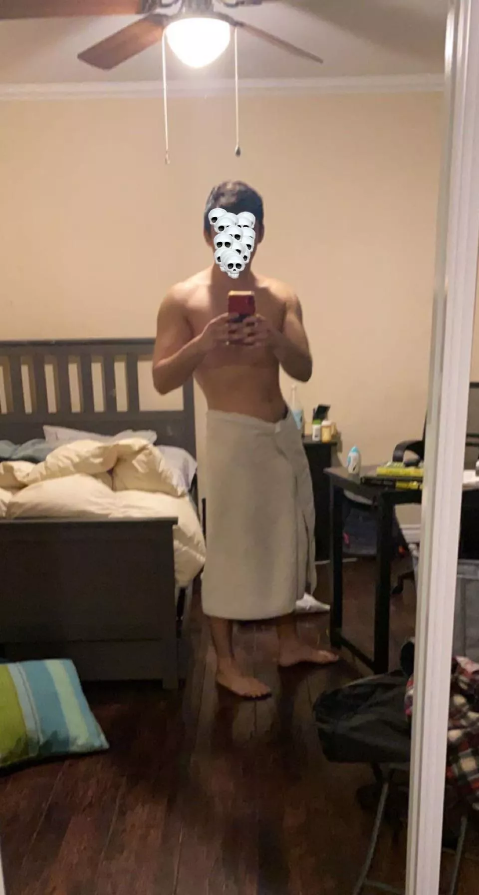 20 male hmu add my snap: jblack5650 tounge naive and dumb male looking for to be controlled and protected 🥺🧎🏻‍♂️. I just have myself to offer posted by Bradpitt1323