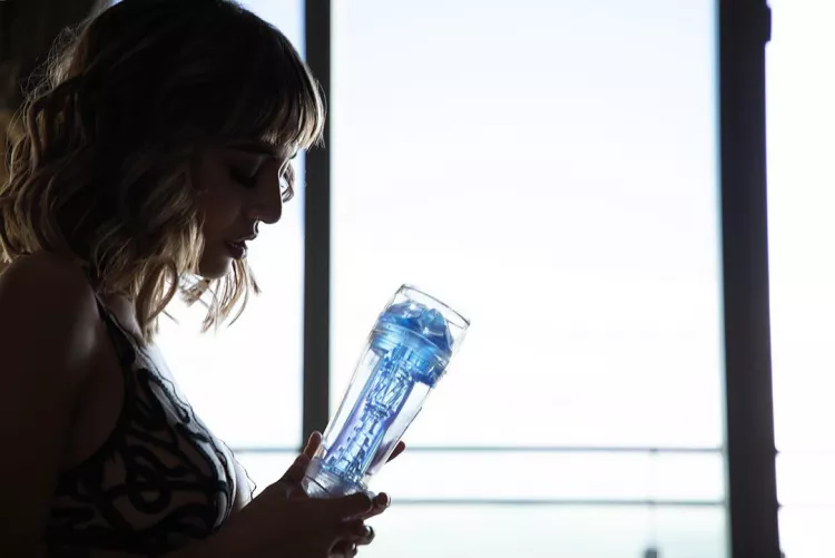 20% off my @fleshlight using code JINGLE ✨ fuckjanice.com ✨ by simpmachine