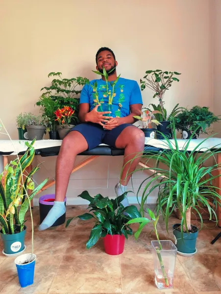 20 plants and counting. 🌿 by Deckthehalston