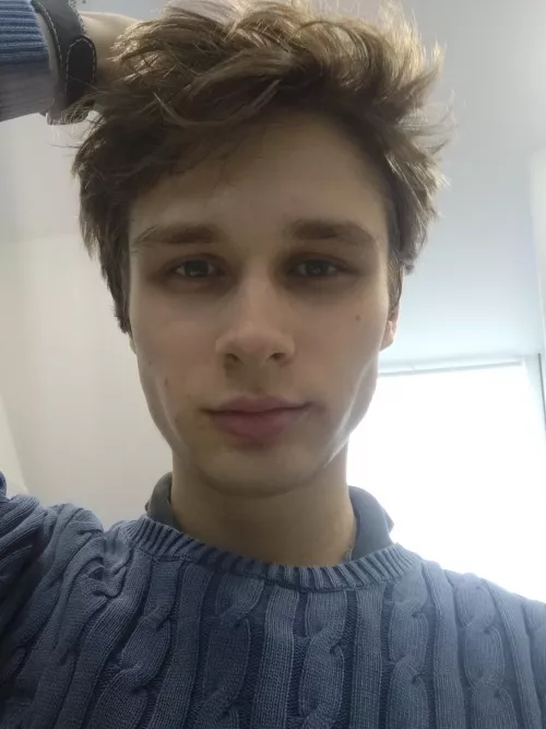 20, Trying to be a little more confident about myself! by DisorderRecorder