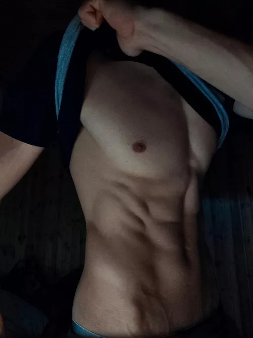 20 years male. I am Russian young vers fit guy. I love shaved dicks, asses and abs. I show everything except the face, do not even ask to show the face. Add S_harck to the snapchat... It's better to be the first to snap yourself, otherwise I can ignore  by salem_harck