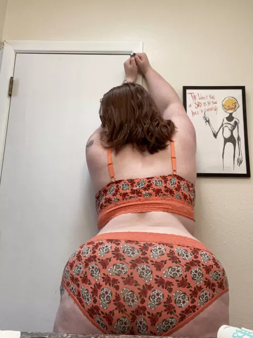 2️⃣0️⃣2️⃣2️⃣I’m thinking today about gratitudes, it’s how i try to start every year thinking of all the things I have now I didn’t 12 months ago. Y’all are high on that list. The love, support and confidence I have gained at the b by BelthaneB