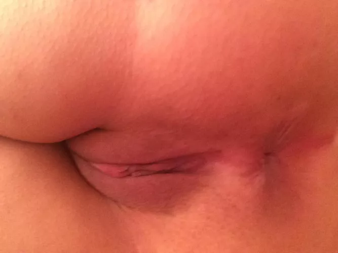 (20/f) ($ext)($elling)Let's have fun together ! I'm Ready to make your day wonderful daddy <3 :* Craving some cock right now. Dm me daddy :* :* Kik: @winchelle92444 Snapchat: @winchellea4378 by Samantha5552