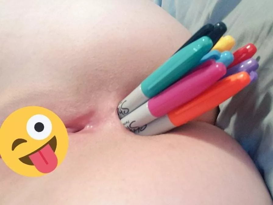 2,0[F] Hit the for a surprise in your DMs! 😉 I'm one of the girls that actually sends [ amariya2021663 ] posted by angel_jara