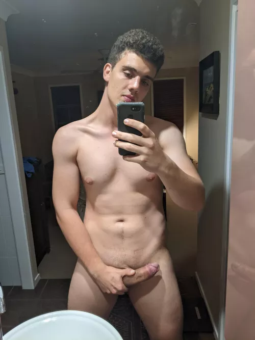 21 Aussie guy here, let me know what you think about me!? by kylerowel69