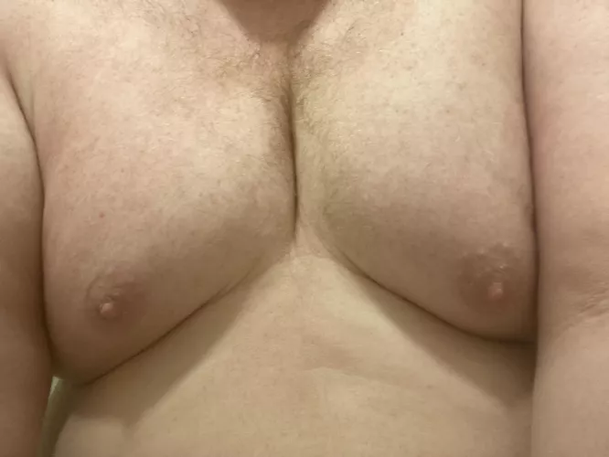 21 chubby for hung chaser to tittyfuck me. Kik tinyd22 by 22interested22