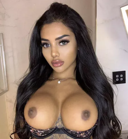 21 (f) sextttt meeee by valeriedulaxo