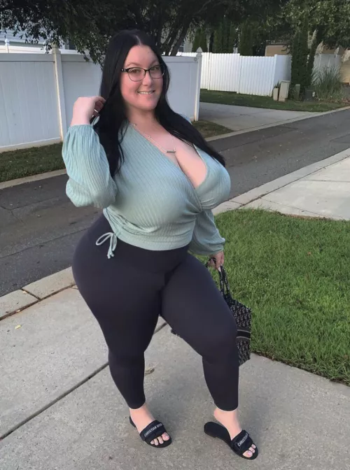 21 [F4M] Am down, Am ready, Am able and vacant for all active men on here. Snappysnap - Steveweather20. Kickskik - Riamia100. by deadman131128