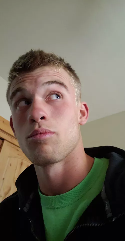 21. Happy Sunday by viola_powers