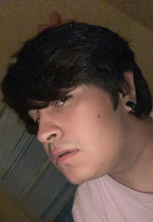 (21) hope you're having a good day 💛 by throwaway_20007