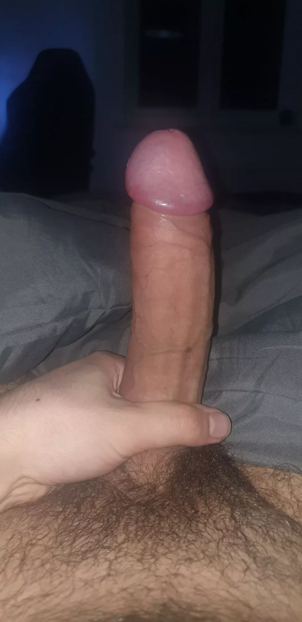 21 [M] - This picture really made me feel good about my cock, never really had anyone rate it before but would love you to have a look 🥺 posted by SinAndTonic24