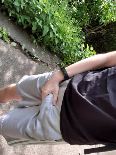 21 m uk horny af in public, hmu on kik @ DylanLad2000 by DylanLad2000