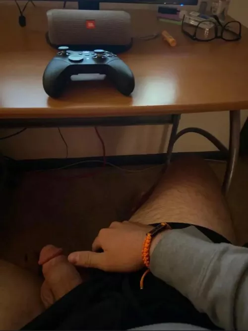 21, who up and trynna link on cod? hmu bros by CommissionFun8063