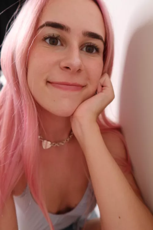 21F it’s me in my room again :) by _sandpaperscissors_