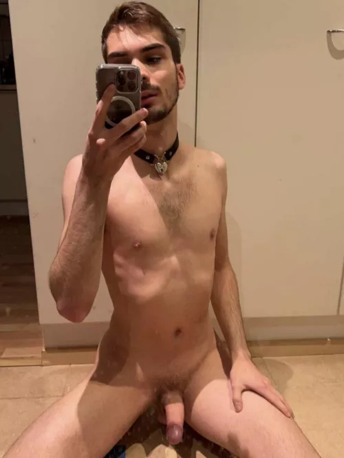 21m slave willing to submit by Pupjack