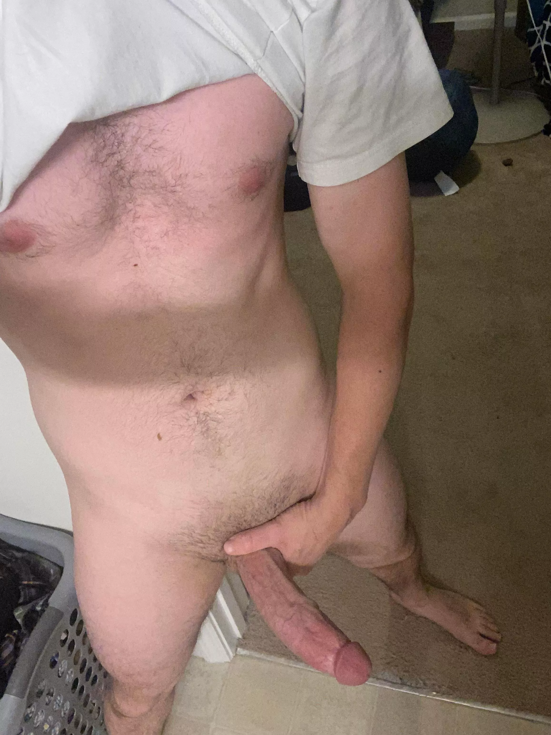 21[M4F] Here’s to another week🙃 posted by Johndaniels6996