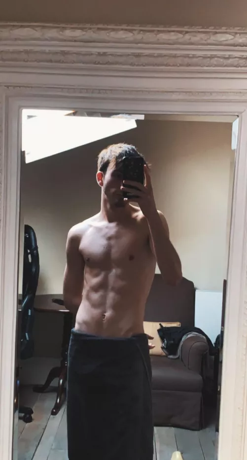 21yr top with the shame of the towel by hornichemist